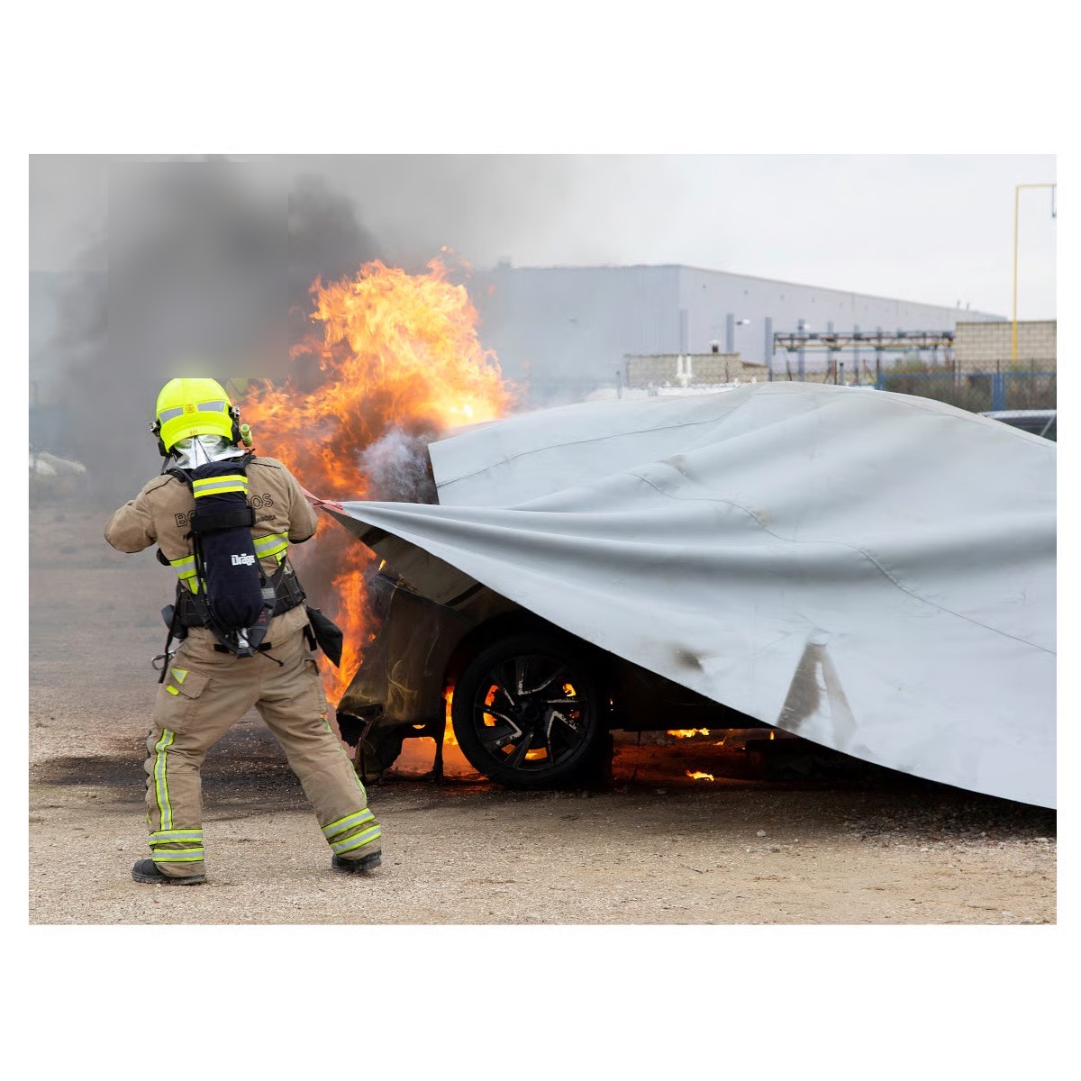 Reusable Vehicle Fire Blanket
